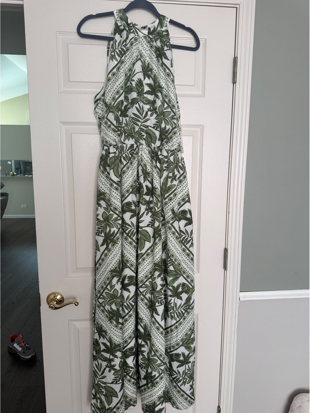 Júlia Jordan Sleeveless Tie Belt Maxi Dress - Picture 2 of 6